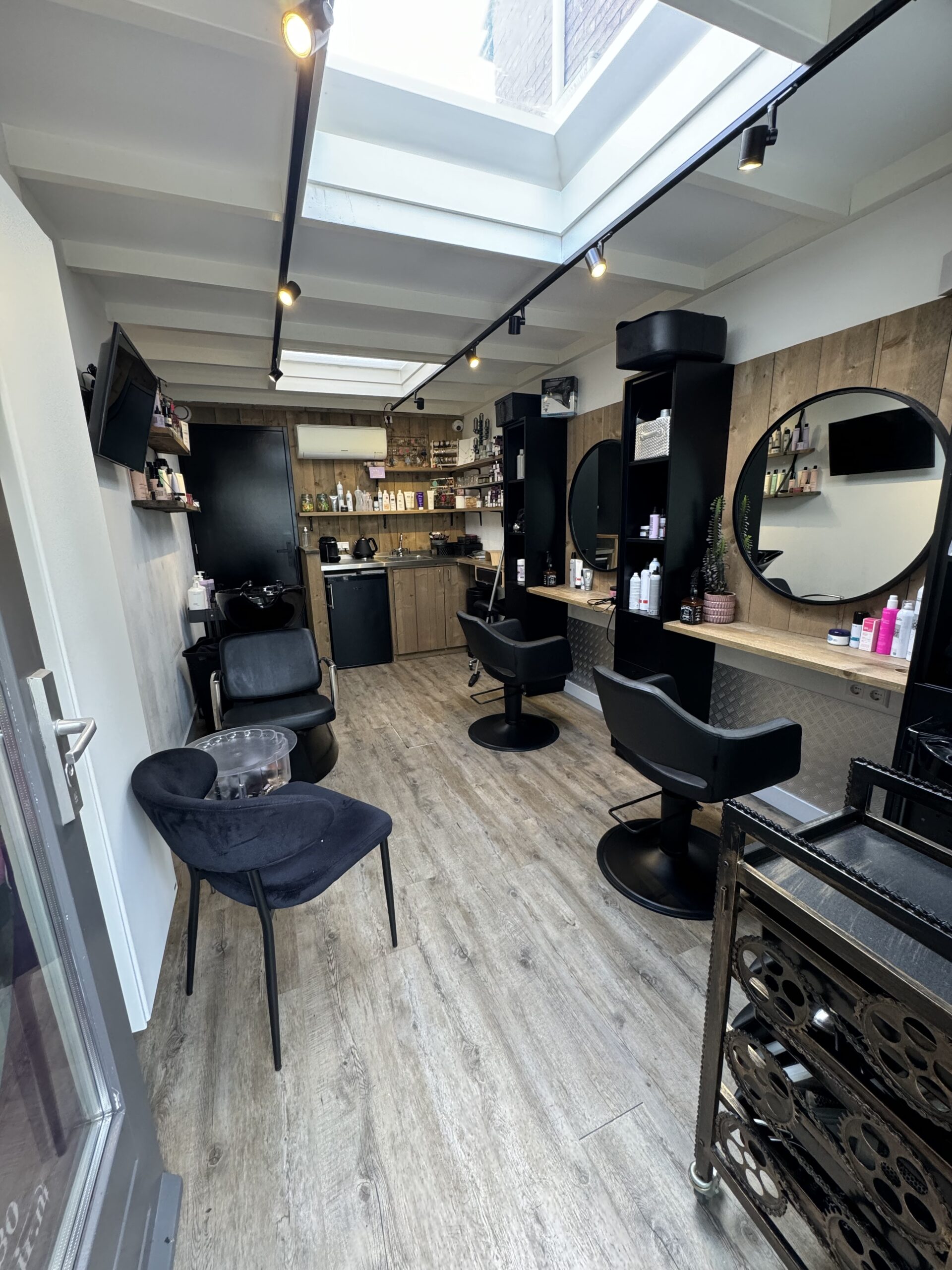 Sellaty4Hair - kapsalon aan huis in Zwanenburg